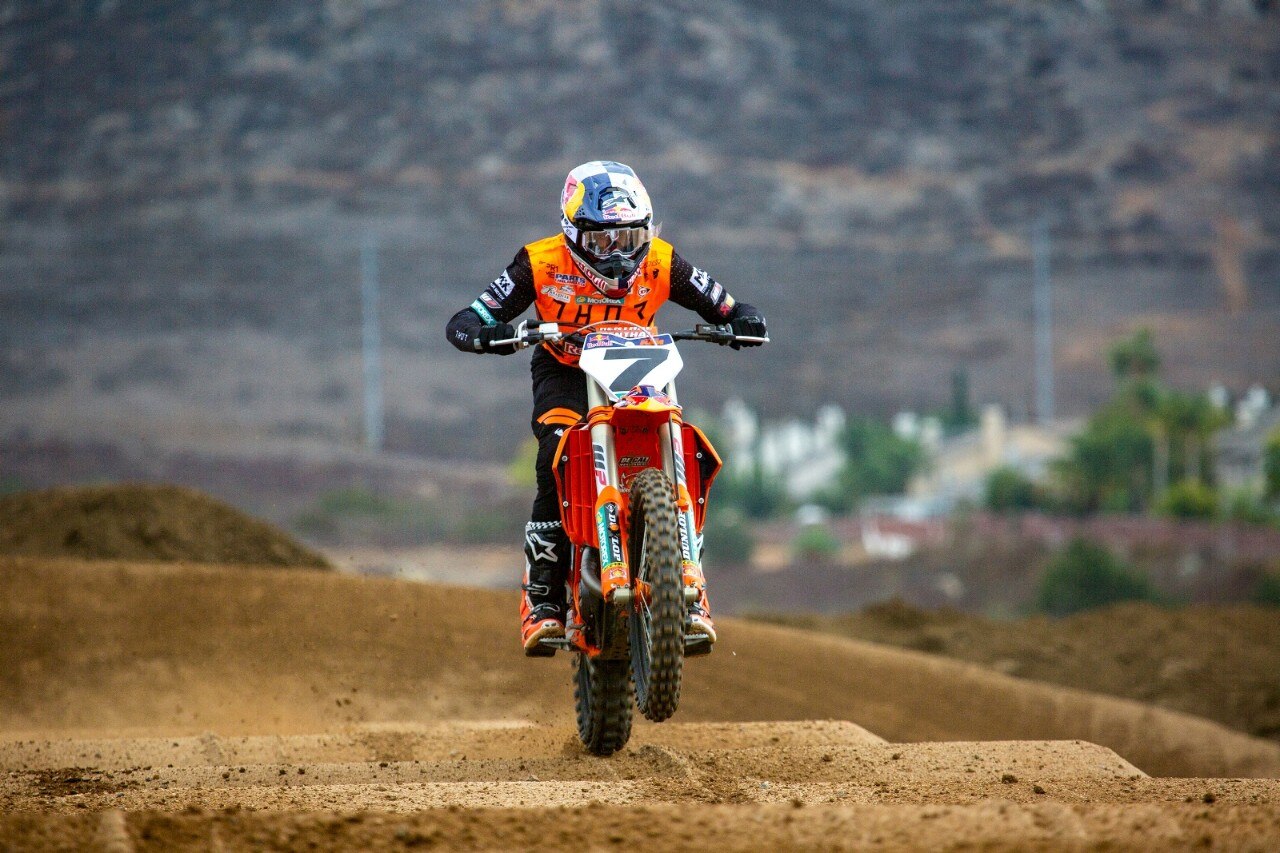 Aaron Plessinger con KTM Factory Racing Team - VIDEO